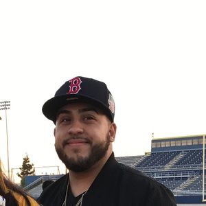 Meet your Posher, Matias